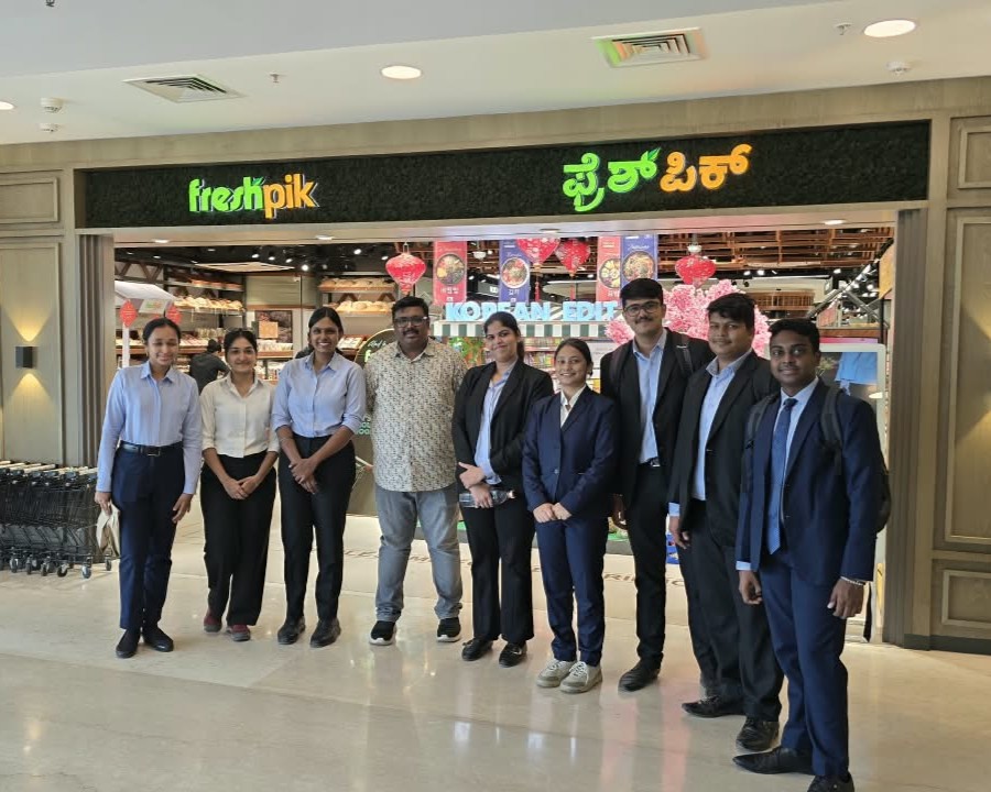 Exploring Global Flavors: A Field Visit to Foodhall, 1 MG Mall, Bengaluru
